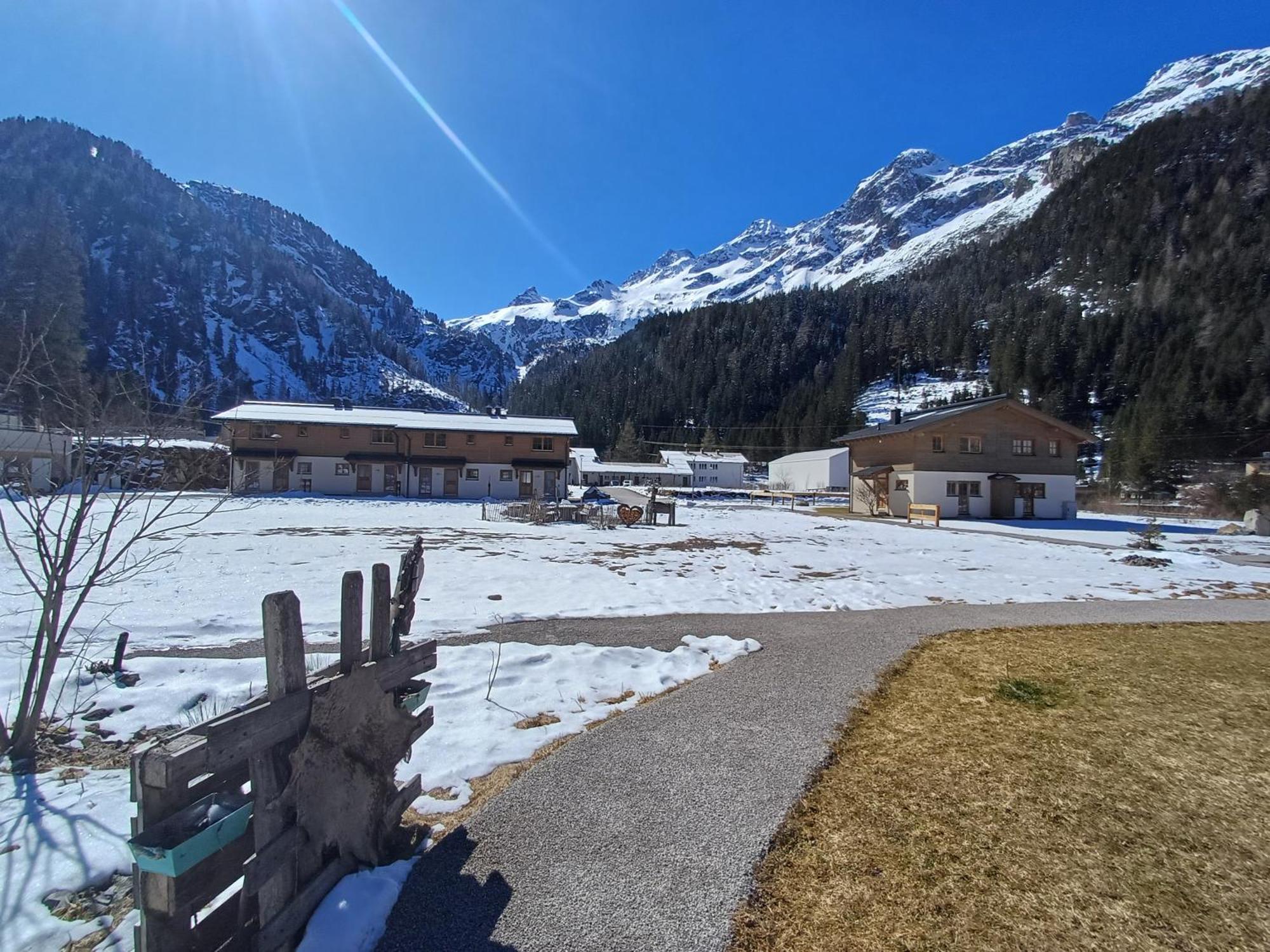 Tauerndorf Enzingerboden Ski In&Out - Steinbock Lodges Exterior foto